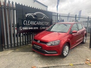 2015 - Volkswagen Polo Automatic