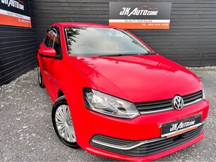 2015 - Volkswagen Polo Automatic