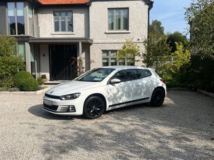 2015 - Volkswagen Scirocco Manual