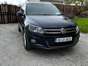 2015 - Volkswagen Tiguan Manual