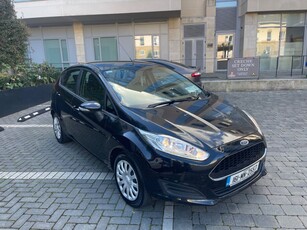 2016 - Ford Fiesta Manual