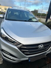 2016 - Hyundai Tucson Manual