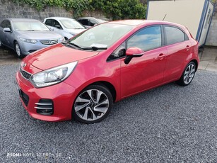 2016 - Kia Rio Manual