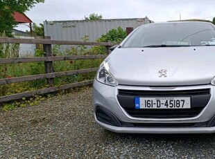 2016 - Peugeot 208 Manual