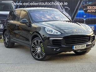 2016 - Porsche Cayenne Automatic