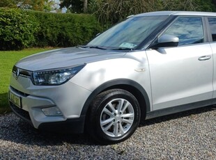 2016 - SsangYong Tivoli Manual