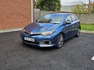 2016 - Toyota Auris Automatic