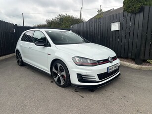 2016 - Volkswagen Golf Automatic