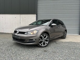 2016 - Volkswagen Golf Manual