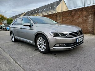 2016 - Volkswagen Passat Manual