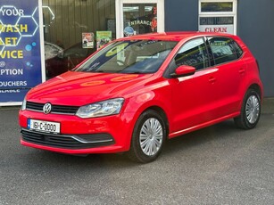 2016 - Volkswagen Polo Automatic