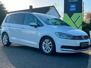 2016 - Volkswagen Touran Automatic