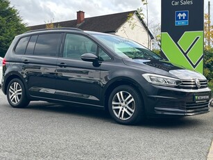 2016 - Volkswagen Touran Automatic