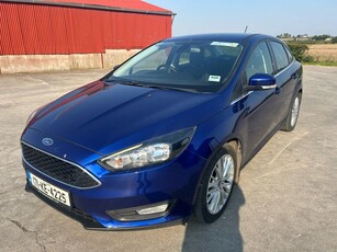 2017 - Ford Focus Manual