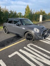 2017 - Mini Cooper Manual