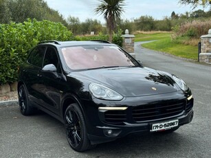 2017 - Porsche Cayenne Automatic