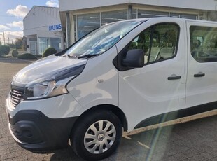 2017 - Renault Trafic Manual