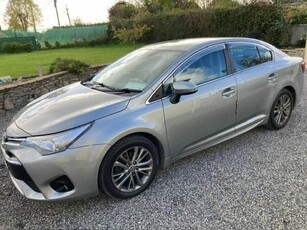 2017 - Toyota Avensis Manual