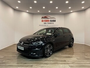 2017 - Volkswagen Golf Manual