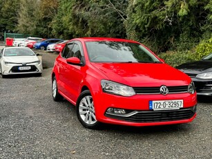 2017 - Volkswagen Polo Automatic