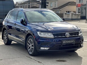 2017 - Volkswagen Tiguan Manual