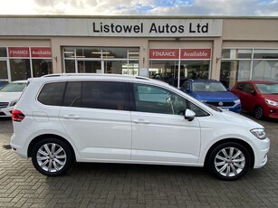 2017 - Volkswagen Touran Automatic