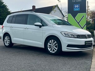 2017 - Volkswagen Touran Automatic