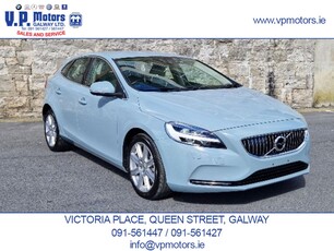 2017 - Volvo V40 Automatic