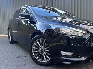 2018 - Ford Focus Manual