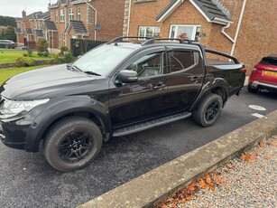 2018 - Mitsubishi L200 Automatic