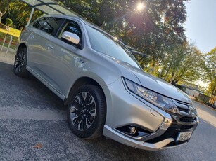 2018 - Mitsubishi Outlander Automatic