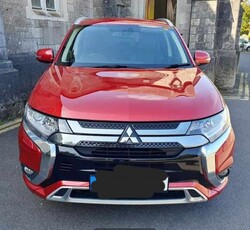 2018 - Mitsubishi Outlander Manual