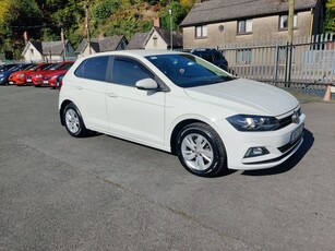 2018 - Volkswagen Polo Manual