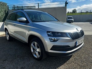 2020 - Skoda Karoq Manual