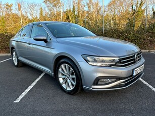 2020 - Volkswagen Passat Manual