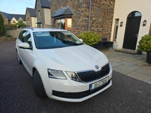 2021 - Skoda Octavia Manual