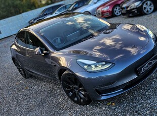 2021 - Tesla Model 3 Automatic