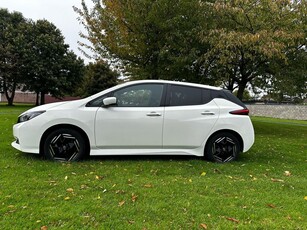 2022 - Nissan Leaf Automatic