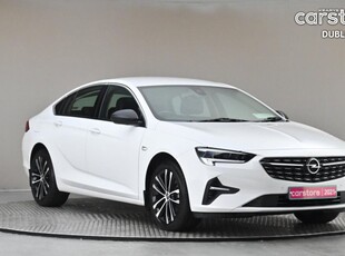 2022 - Opel Insignia Manual