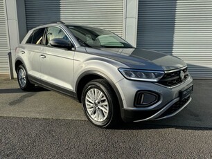 2022 - Volkswagen T-Roc Manual