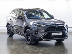 2025 - Toyota RAV4 Automatic