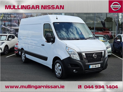 NISSAN NV400