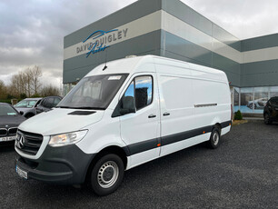 MERCEDES-BENZ SPRINTER