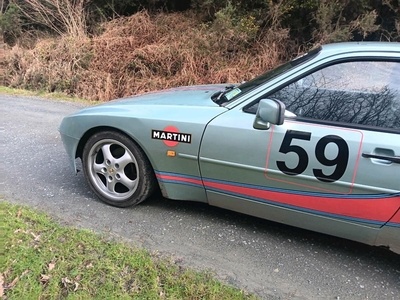 1985 - Porsche 944 ---