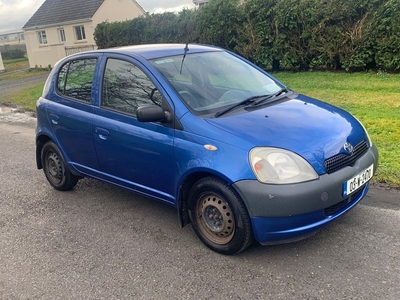 2003 - Toyota Yaris Manual