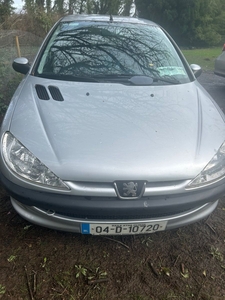 2004 - Peugeot 206 Manual