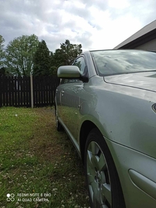 2004 - Toyota Avensis Manual