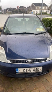 2005 - Ford Fiesta Manual