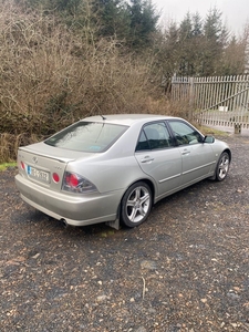 2005 - Lexus IS Automatic