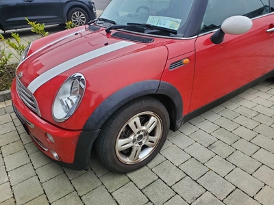 2005 - Mini Cooper ---